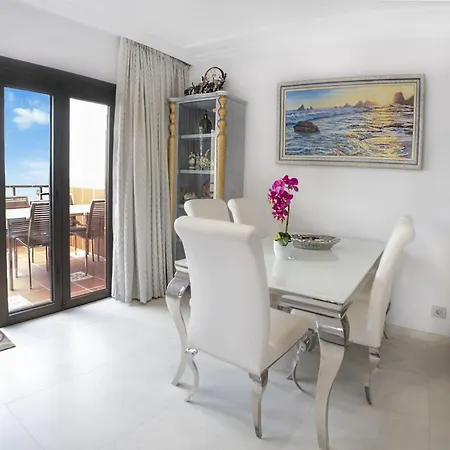 Apartment El Paso By Tenerife & Sales Playa de las Americas (Tenerife)